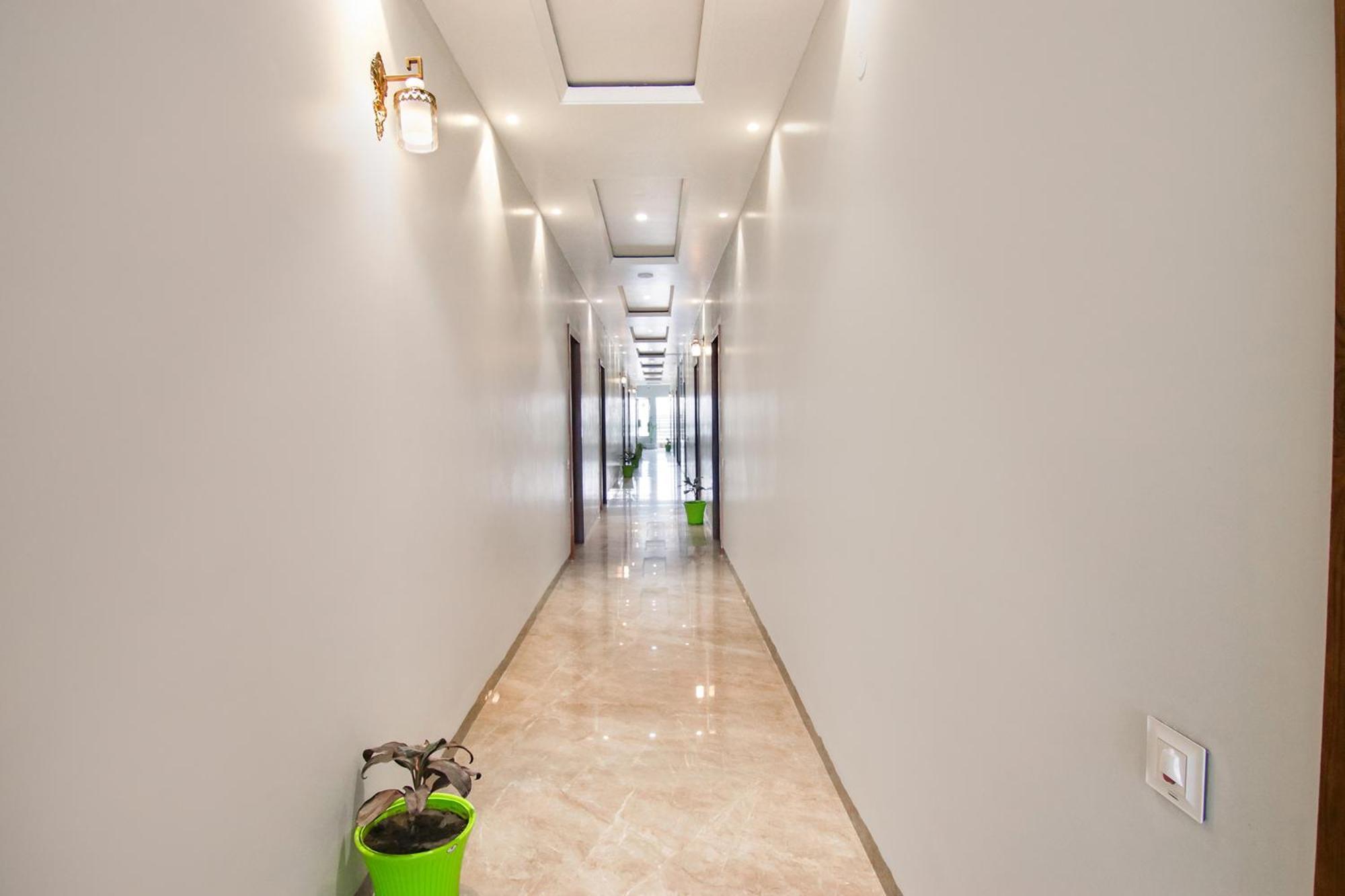 Fabhotel Prime Royal Court Лудхиана Экстерьер фото