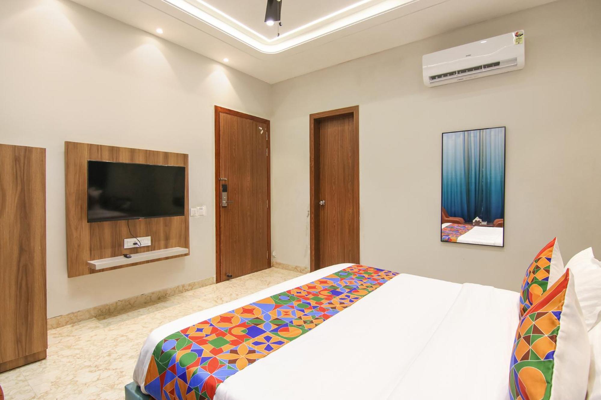 Fabhotel Prime Royal Court Лудхиана Экстерьер фото