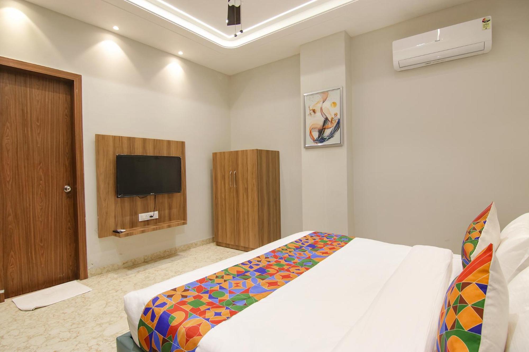 Fabhotel Prime Royal Court Лудхиана Экстерьер фото