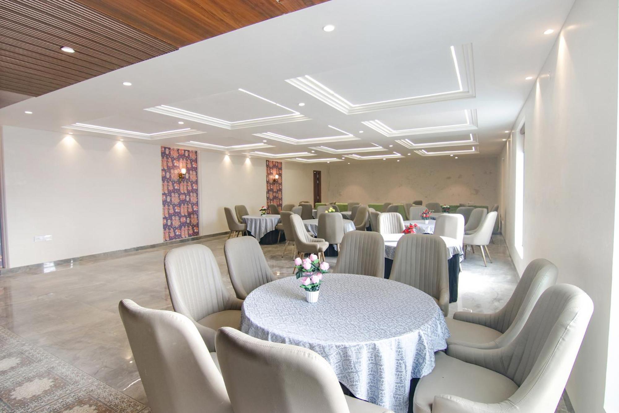 Fabhotel Prime Royal Court Лудхиана Экстерьер фото